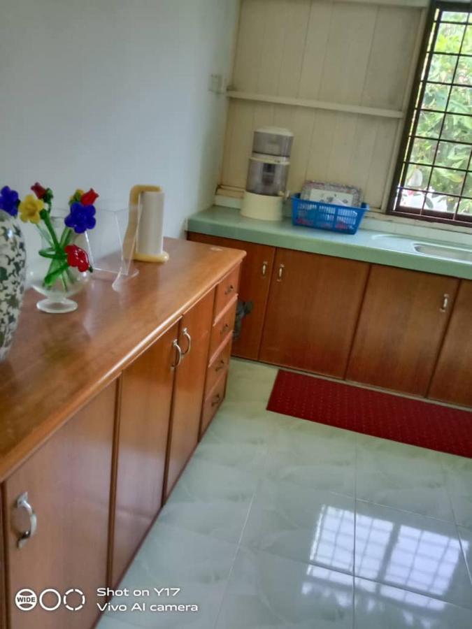 Opro S&S Homestay Pagoh Malay Only مُوار المظهر الخارجي الصورة