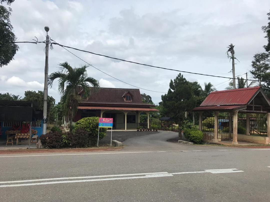 Opro S&S Homestay Pagoh Malay Only مُوار المظهر الخارجي الصورة